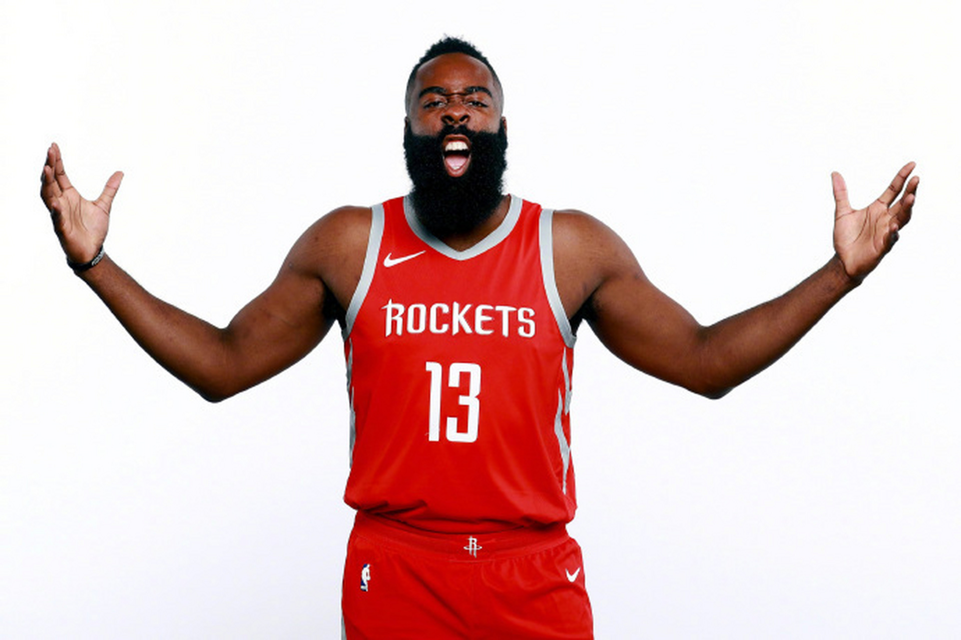 劳塔罗：赢下科莫对我们意义重大，批评只会让我继续前进（劳塔罗：战胜科莫分量十足，批评化作前进动力）