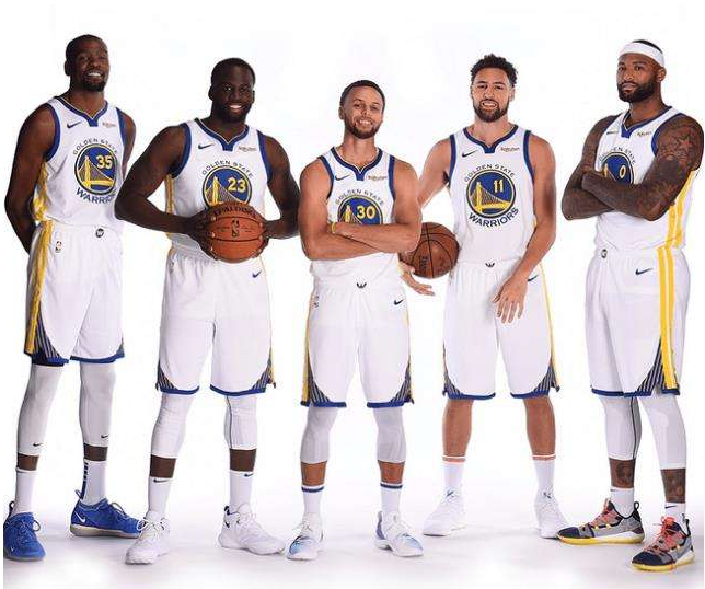 打破小贝纪录，布鲁日前锋福布斯是欧冠对巴萨传射最年轻球员（超越贝克汉姆！布鲁日前锋福布斯成欧冠对阵巴萨最年轻传射球员）