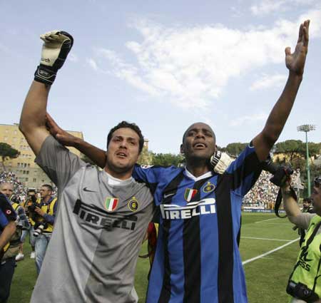 拜仁本赛季德甲首次落后，也是首次在上半场丢球（拜仁本赛季德甲首度落后，亦首次上半场被破门）