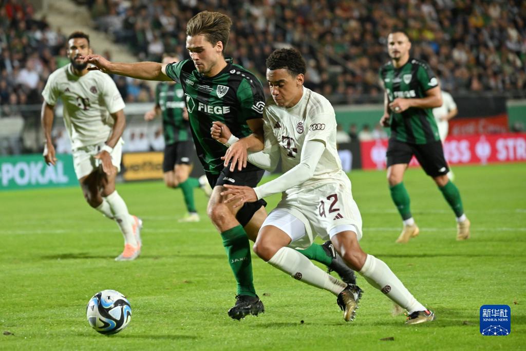 英超 阿森纳VS布伦特福德比分预测 积分排名与争冠形势：欧冠后遗症的考验（英超前瞻：阿森纳vs布伦特福德比分预测，积分态势与争冠格局，欧冠后遗影响考验）