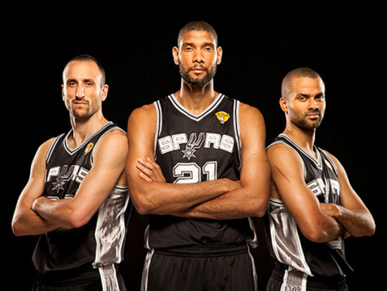 武里南联后卫谈踢海港：我们会尽最大努力，在比赛中拿下3分（武里南联后卫展望战海港：全力以赴，目标三分）