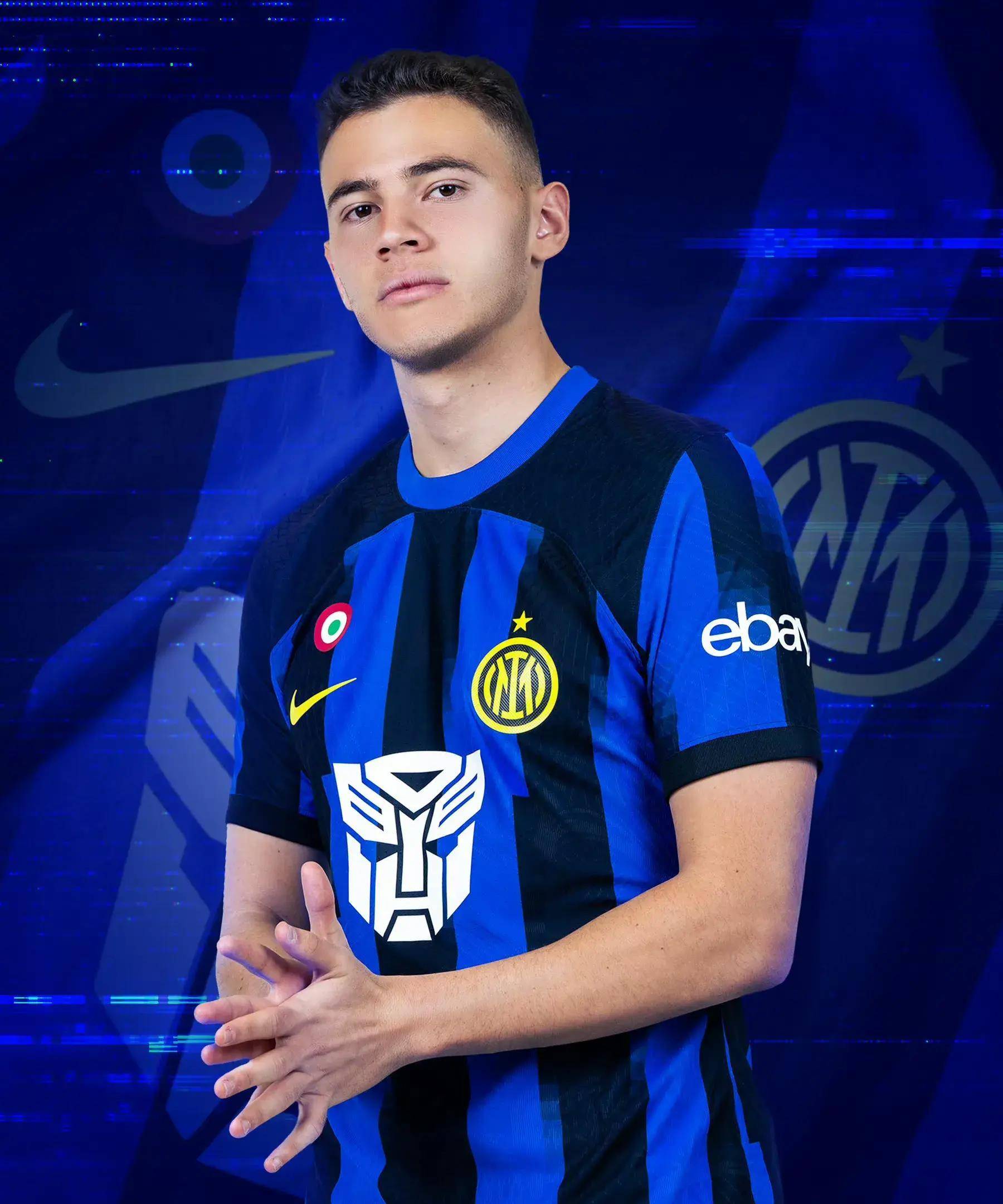 西媒：加西亚被阿拉维斯球员肘击后出现头晕，因此半场被换下（西媒：遭阿拉维斯球员肘击后头晕，加西亚半场提前退场）