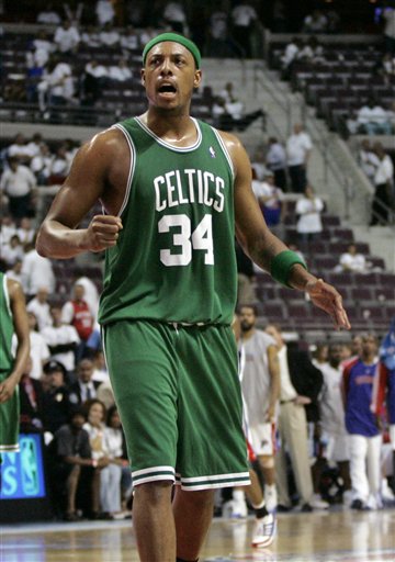 本季欧冠场均创造机会榜：姆巴佩4次，福登3.5次&维尔茨3.4次（本赛季欧冠场均机会创造排行：姆巴佩4.0次，福登3.5次，维尔茨3.4次）