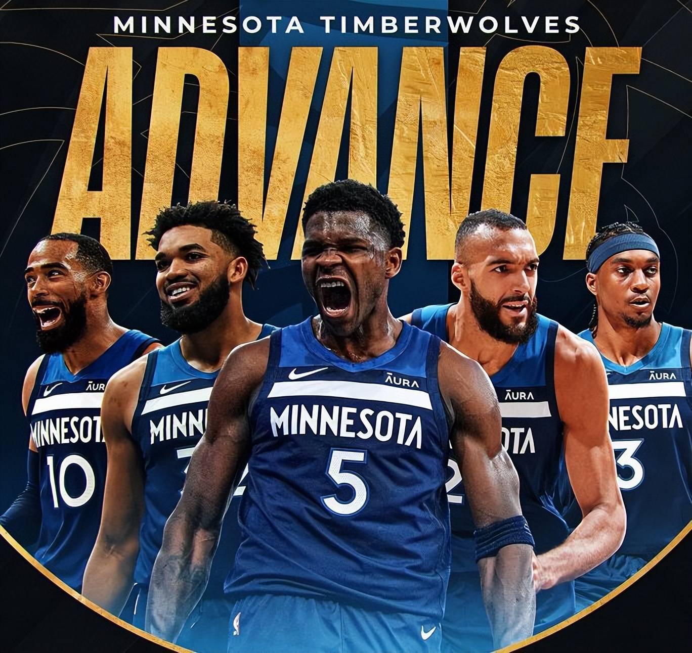 对手主教练无奈摇头（对方主帅无奈摇头）